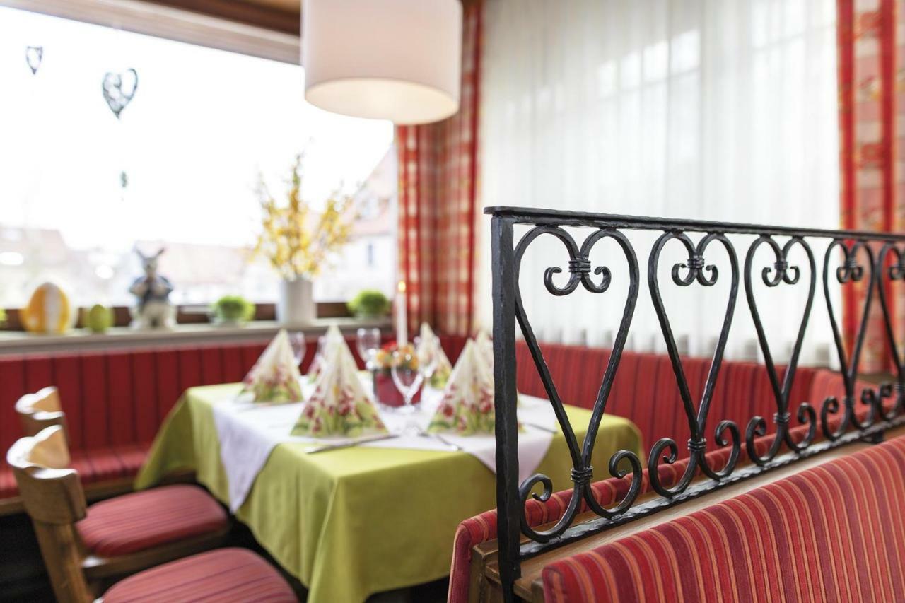 Gasthof - Hotel Zum Ochsen Gmbh Berghulen Bagian luar foto